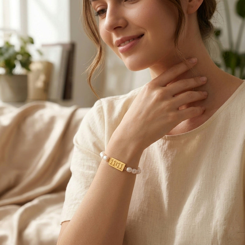11:11 White Pearl Chain Bracelet