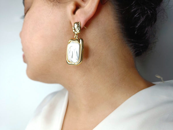 Molten Pearl Earring