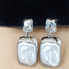 Molten Pearl Earring
