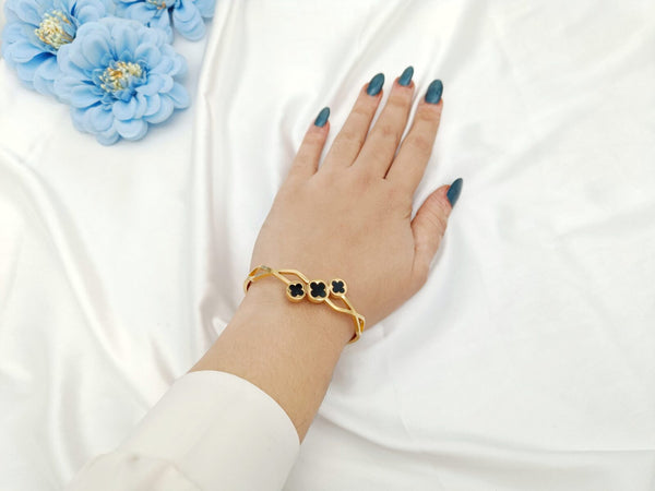 Black Clove Bracelet