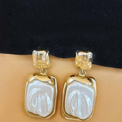Molten Pearl Earring