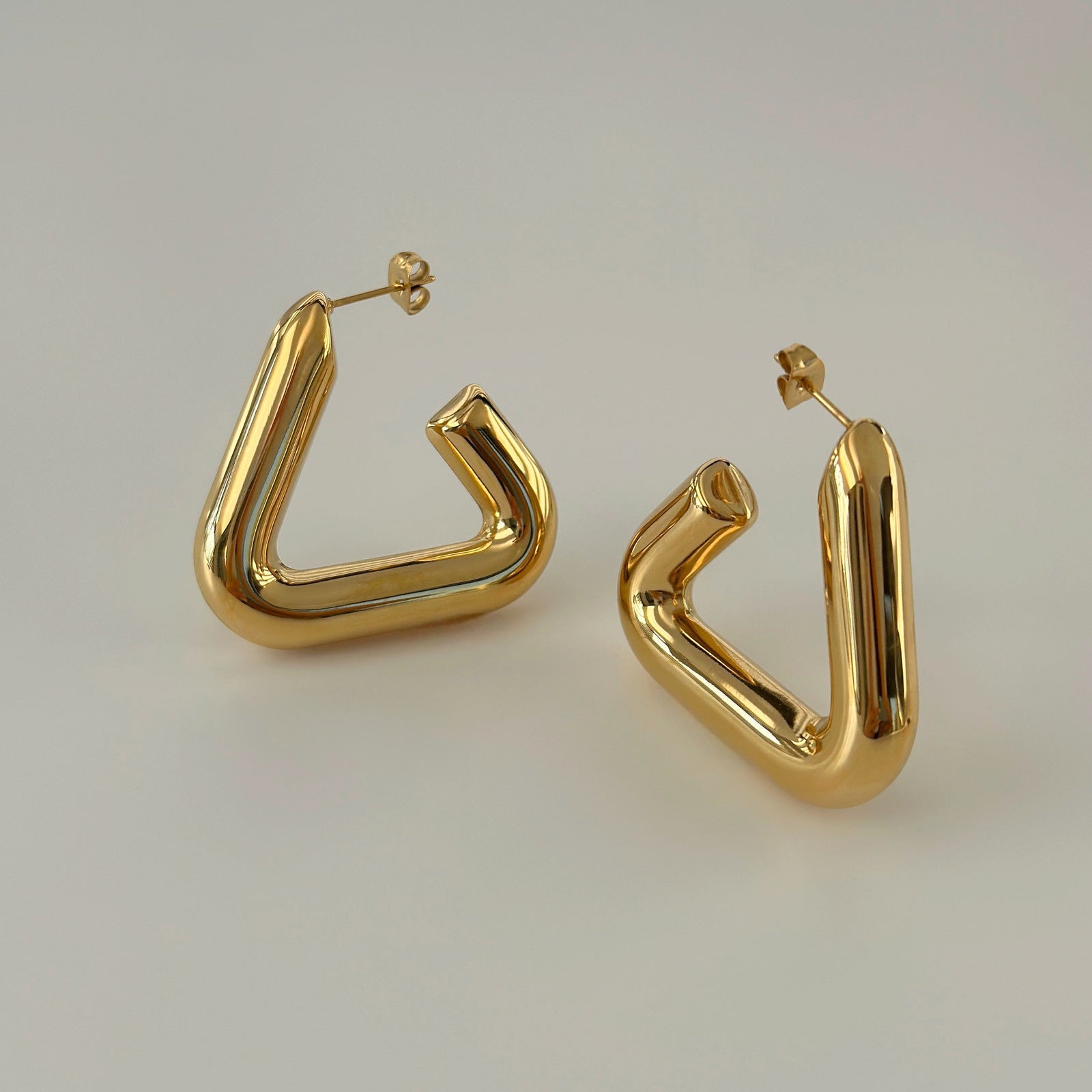 O1CN01moi4Oj1fsRnBH3m4H_!!2218184964062-0-cib