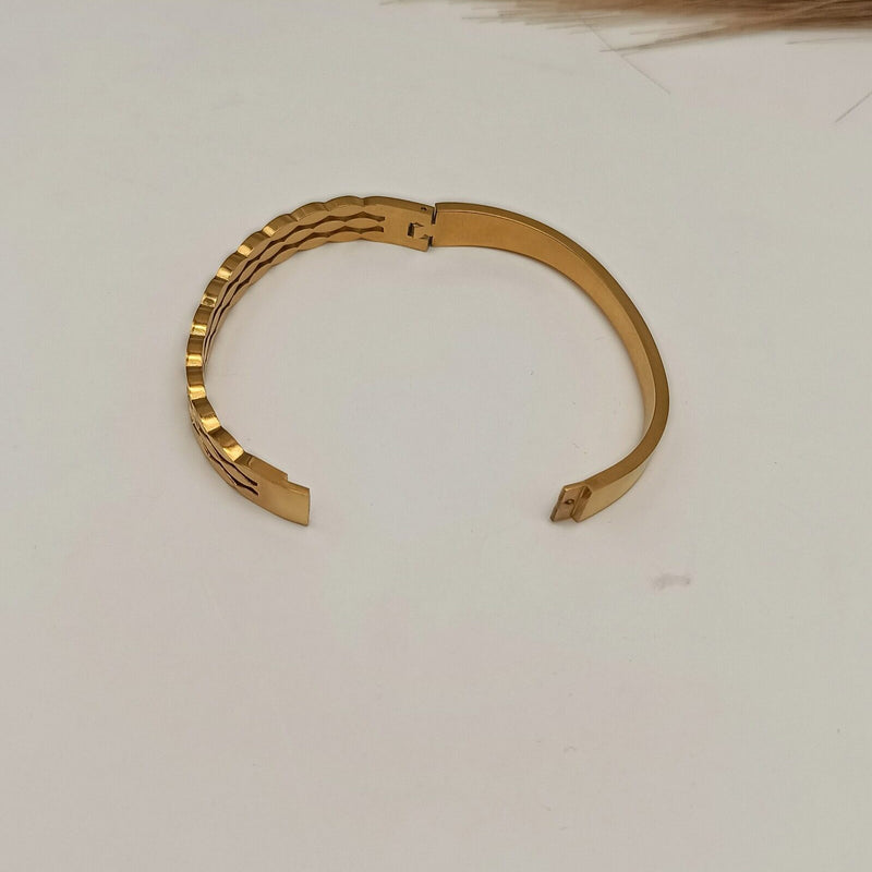 1000327592-01