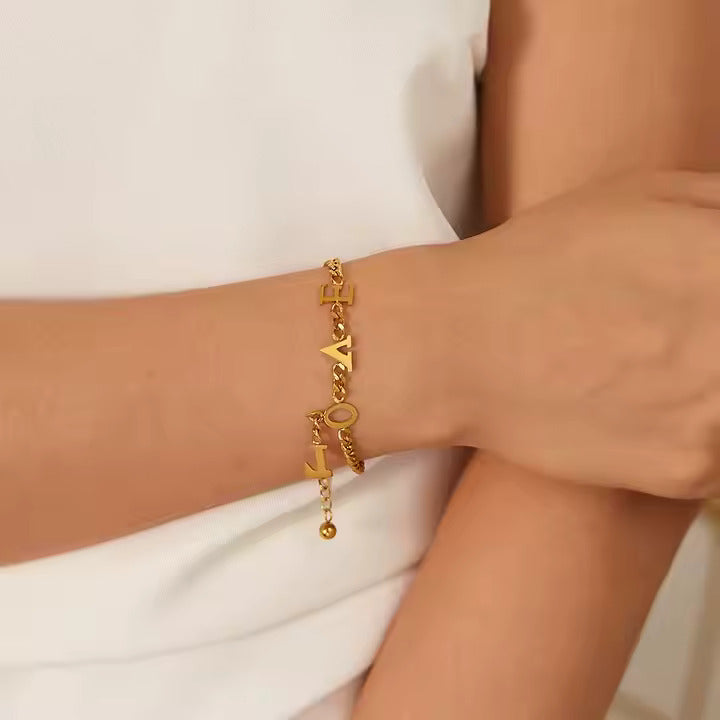 Hfa292c8b08a64593a9d97d4480cd9feak.jpg_720x720q50