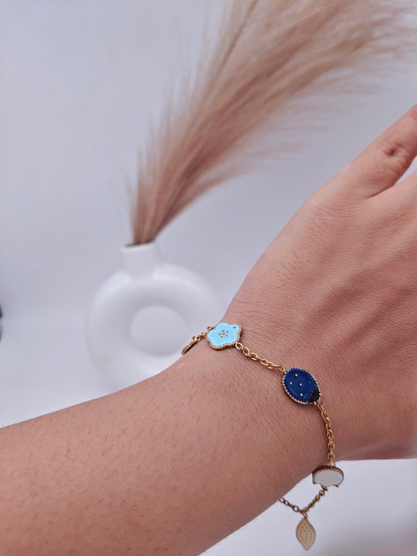 Trendy Flowers Charm Bracelet