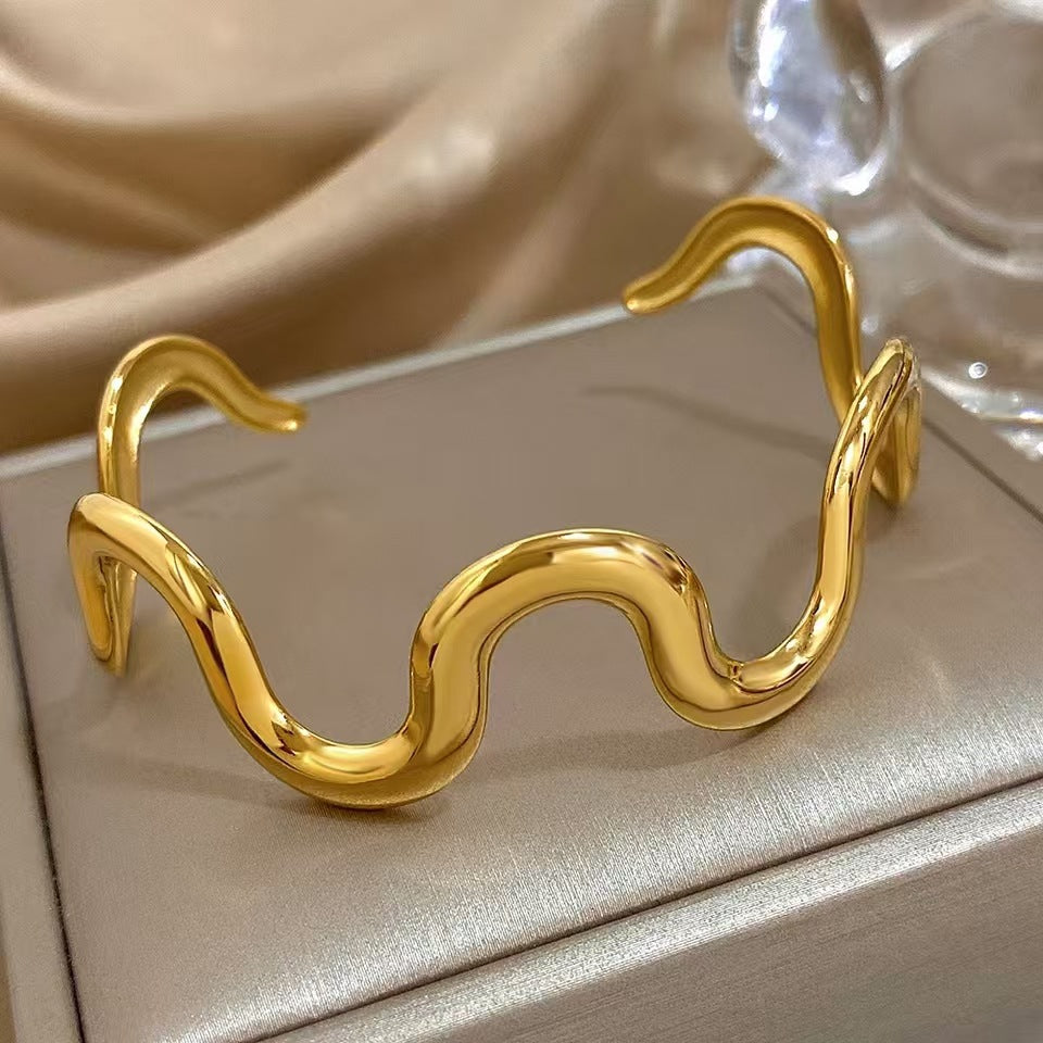 O1CN01EuruPL1I4liEYnlwU_!!2076130840-0-cib