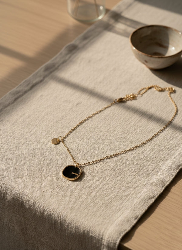 Sorcery Black Pendant Necklace
