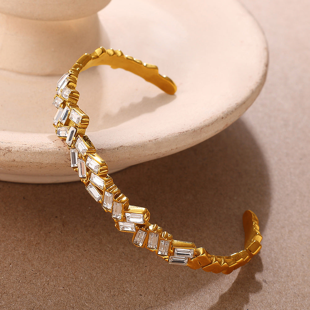 O1CN01suR7Vf2IwMJiQzS7F_!!2219472709350-0-cib