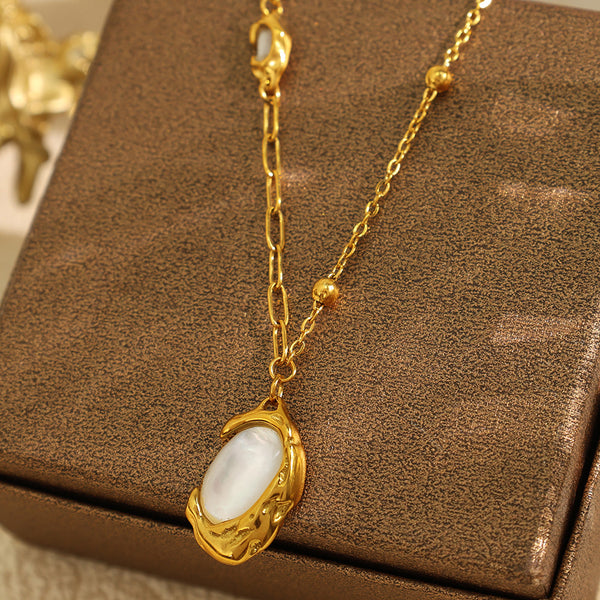 Oval Pearl Statement Necklace