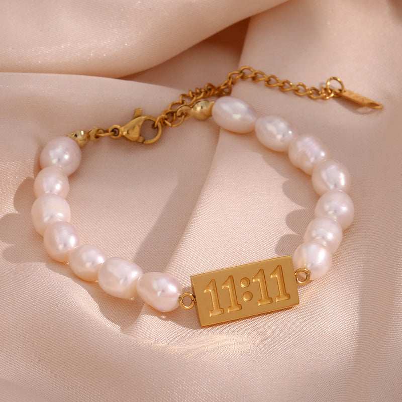 11:11 White Pearl Chain Bracelet