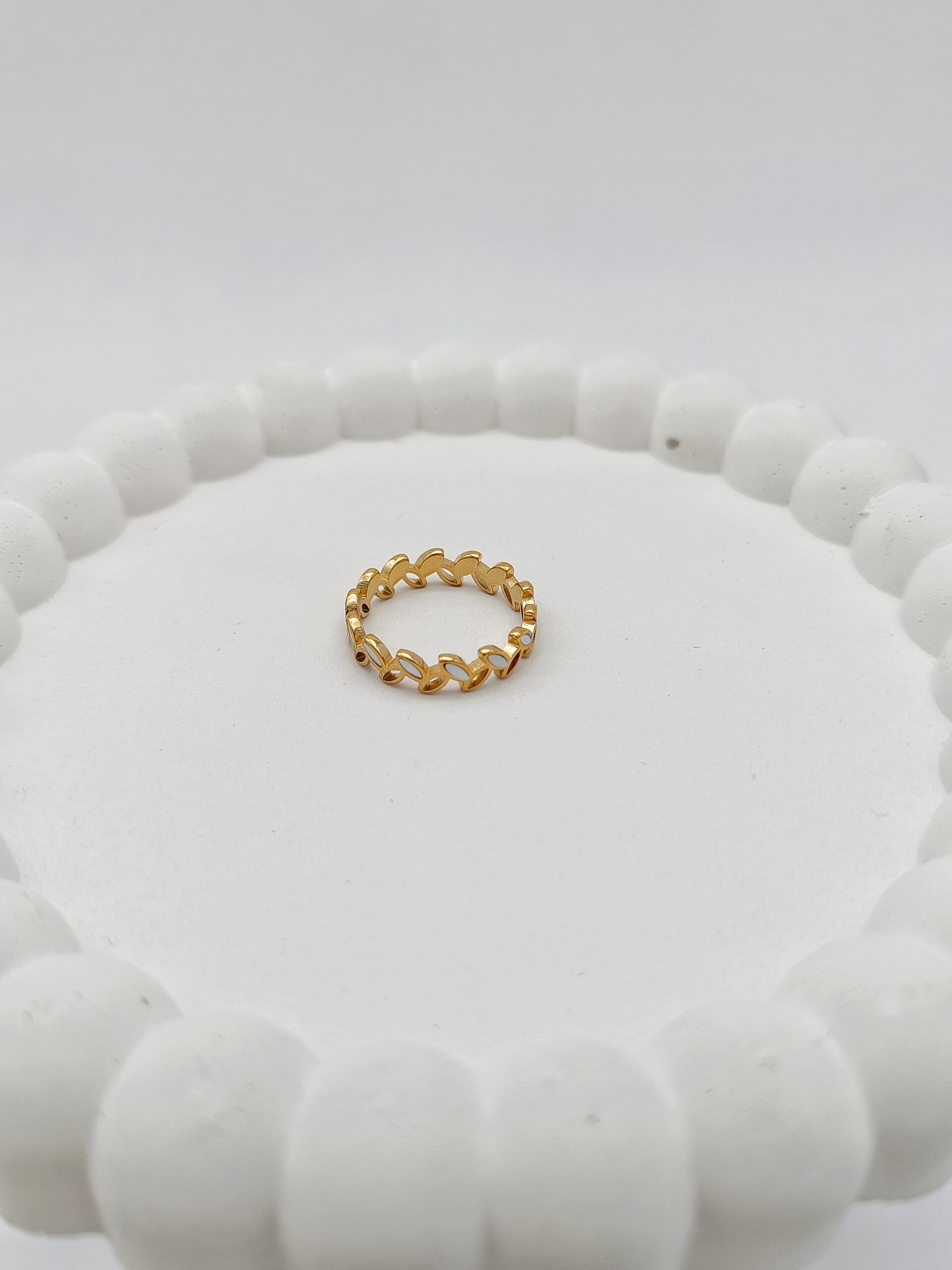 Leaf Twig Ring - Image 5