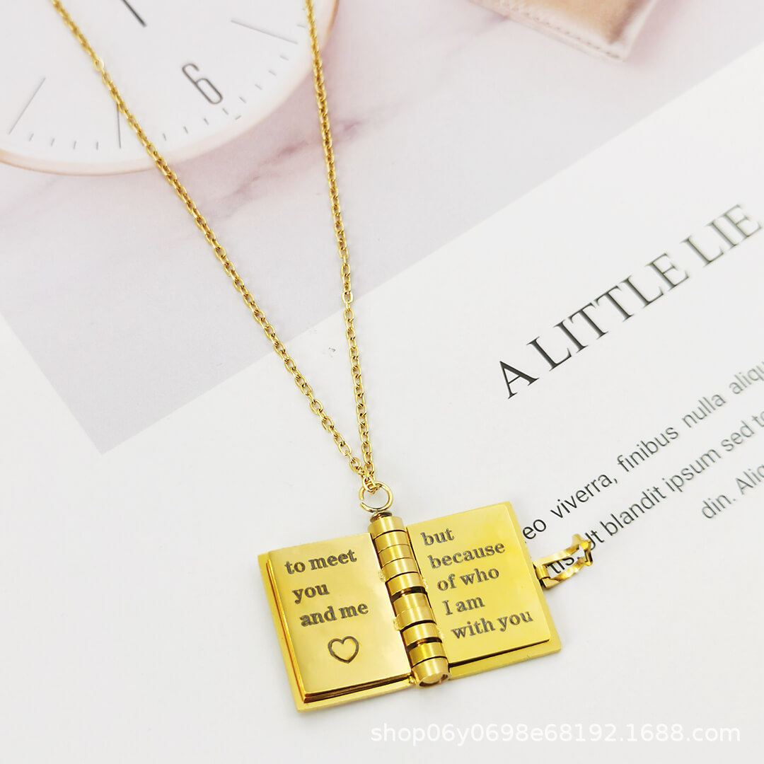 Diary of Love necklace - Image 4