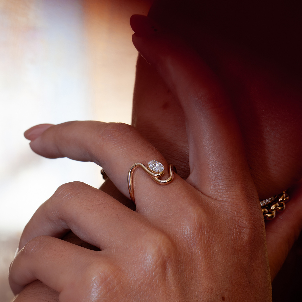 Curvy Swirl Solitaire Ring - Image 5