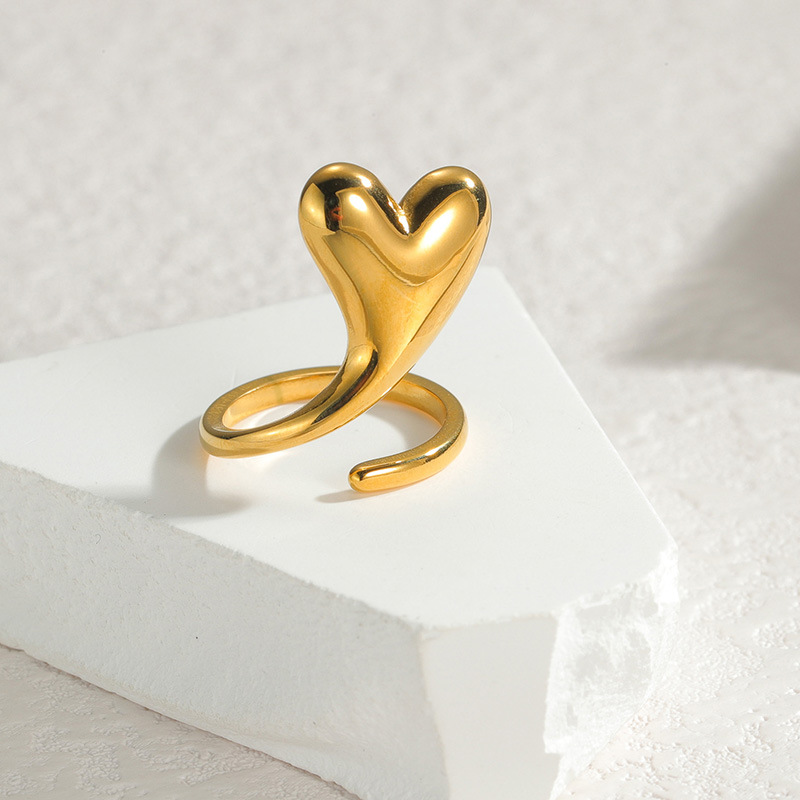 Snaky Heart Ring - Image 4